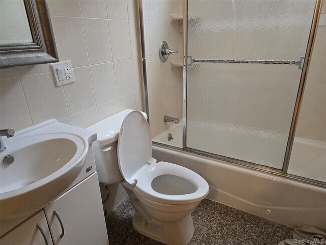 Photo - 147-30 Cherry Ave Unit 1