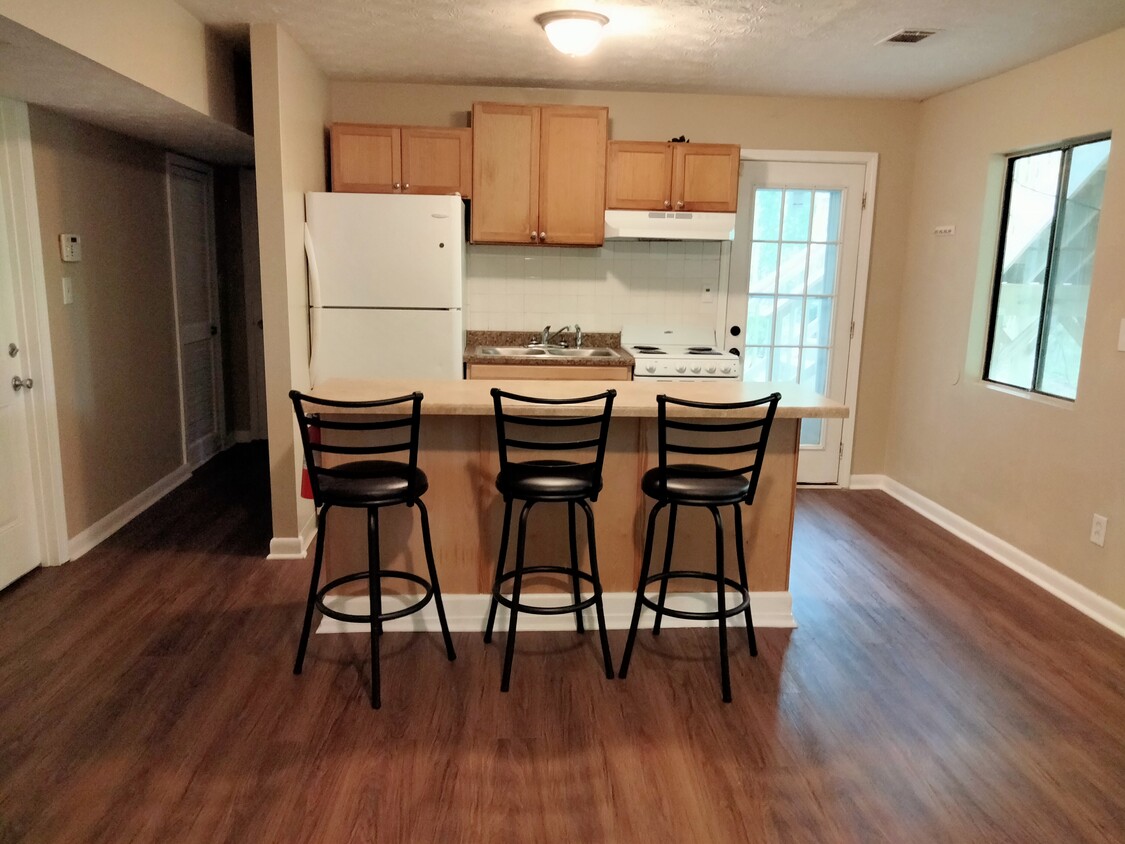Photo - 5223 Mainstreet Park Dr (Stone Mountain, GA)