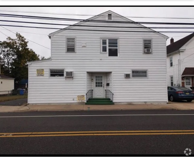 Building Photo - 30 S Main St Rental