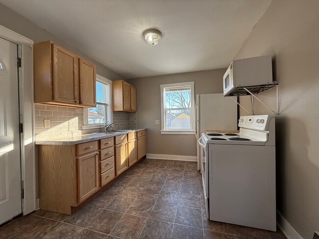 Photo - 1013 11th Ave SW