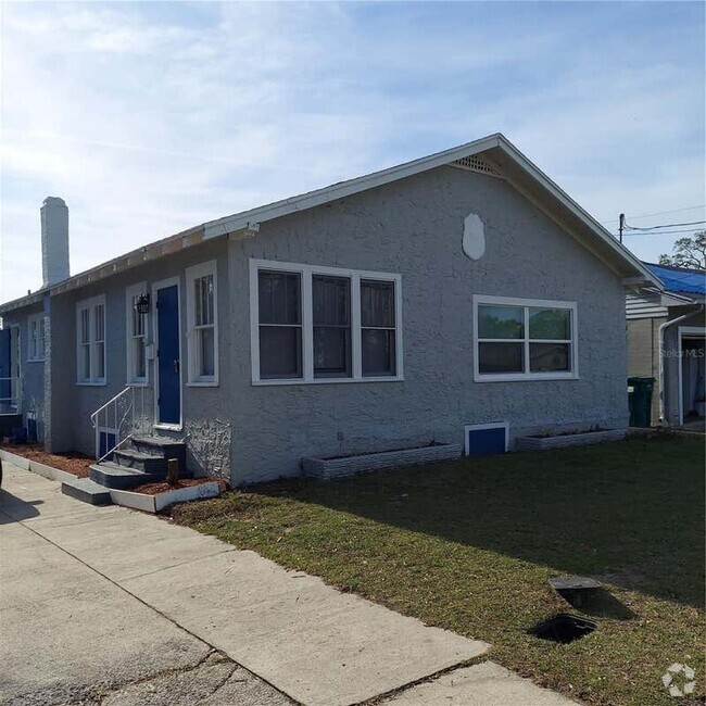 Building Photo - 134 Daytona Ave Rental