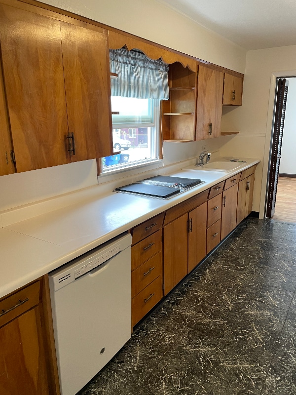 Photo - 38850 Pleasant St