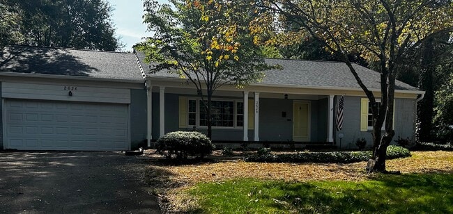 Building Photo - 2626 Monticello Dr