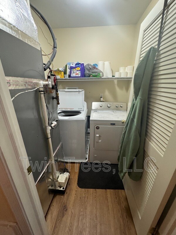 Photo - 5791 Main St Unit 2