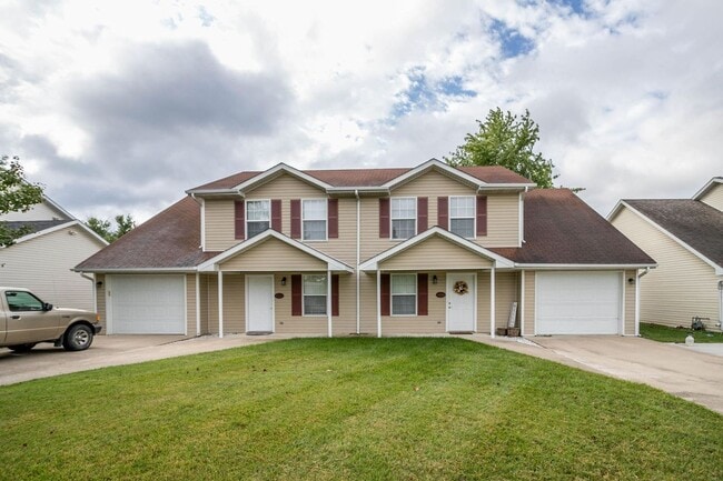 Building Photo - 4522 Waterloo Dr Unit A