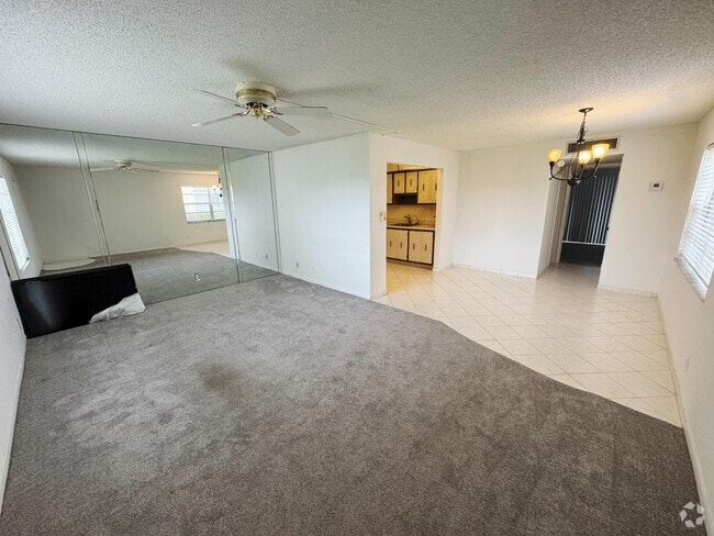 Building Photo - 490 Flanders Dr Rental