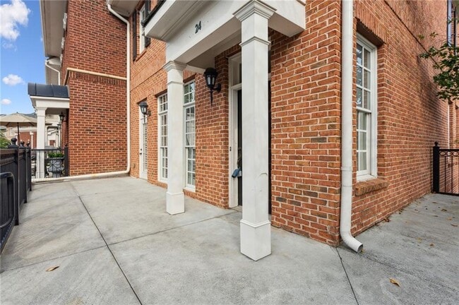 Photo - 24 Buford Village Walk