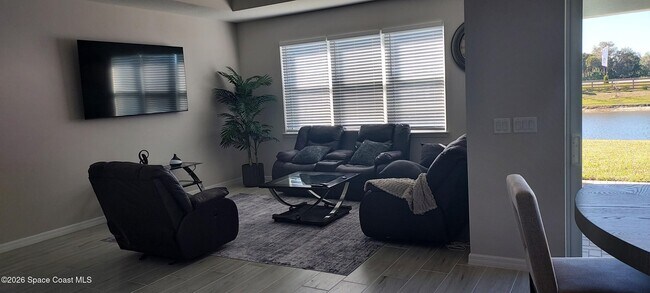 Photo - 5090 Daybreak Dr