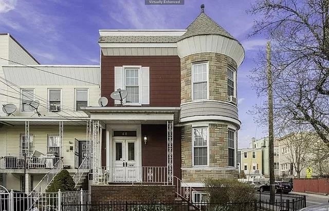 Building Photo - 48 Jefferson Ave Unit 1