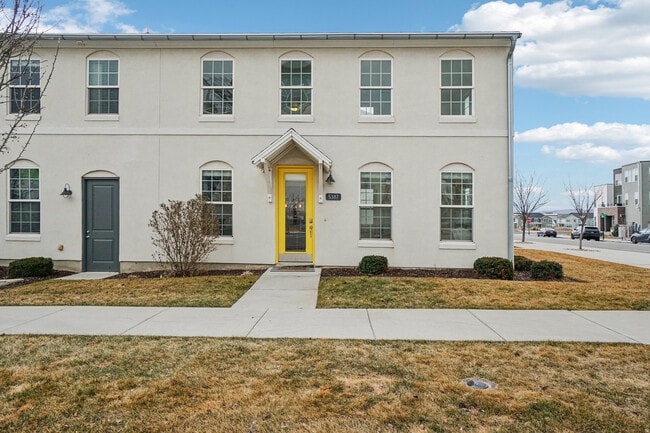 Building Photo - 5387 W Bowstring Way