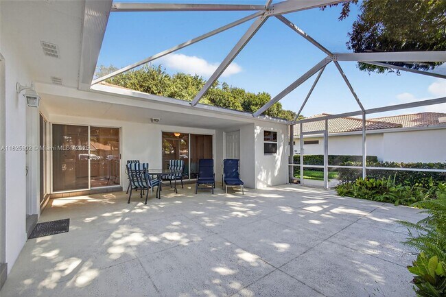 Photo - 7102 Geminata Oak Ct