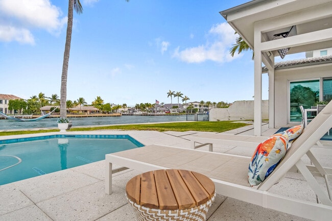 Photo - 35 Castle Harbor Isle Dr