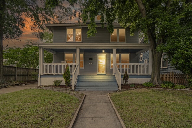 Building Photo - 5611 Hampton Blvd Rental