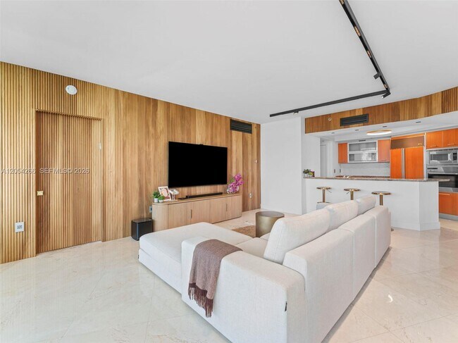 Photo - 400 Alton Rd Unidad 808