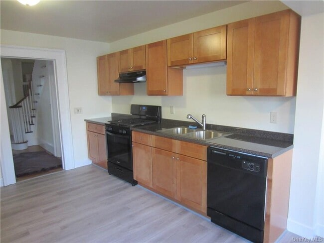 Photo - 212 S Cherry St Unidad 2