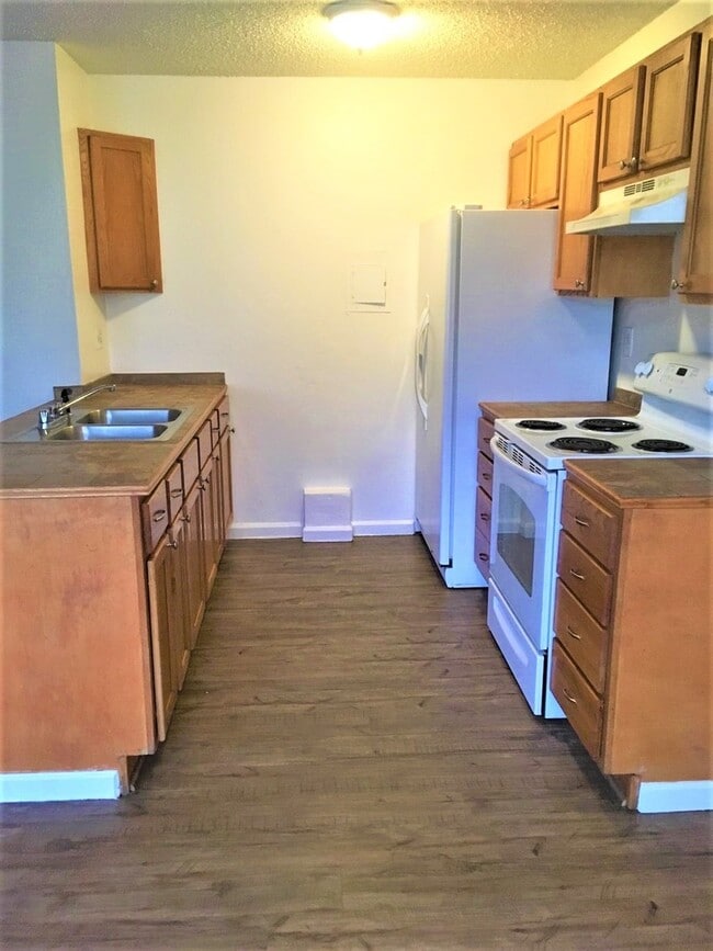 Photo - 349 Gahart Dr