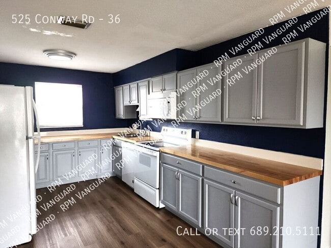 Photo - 525 Conway Rd