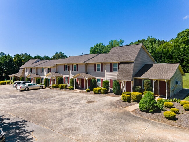 Photo - Cedar Chase Apartments