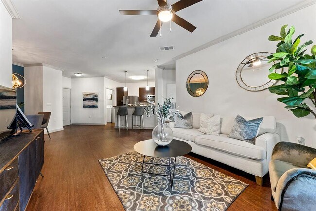 Photo - 10800 Lakeline Blvd Unidad 6108