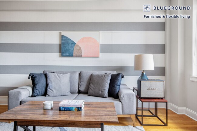 Photo - 41 Park Ave Unidad FL16-ID44