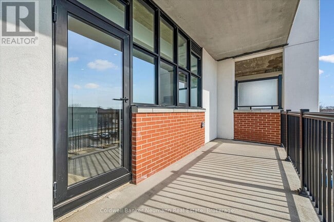 Photo - 120 Huron St Unité 322