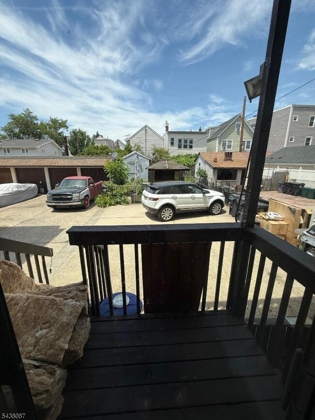 88 Garrison St
