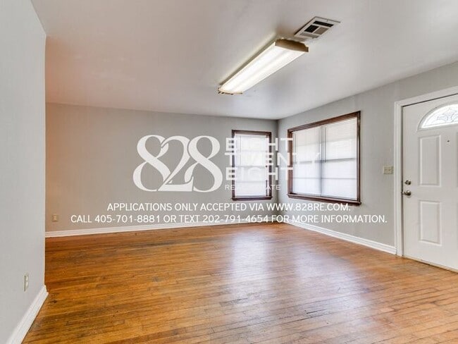 Photo - Cozy 2 Bed/1 Bath Single Family Brick Home...