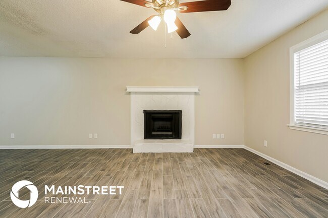 Photo - 2488 Carol Cir