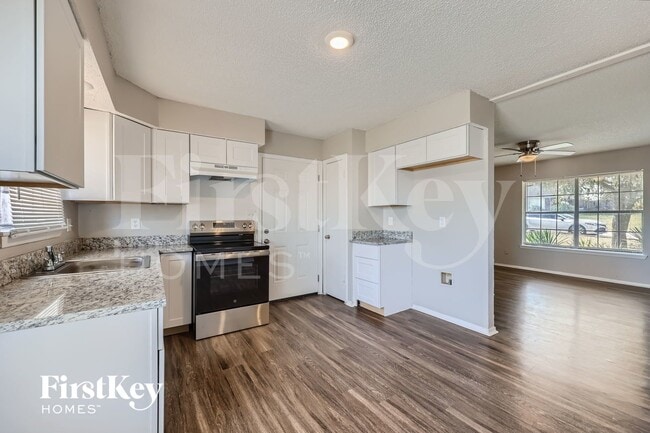 1013 Weiss Ave