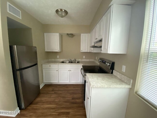 Photo - 6413 Winona St Unit G