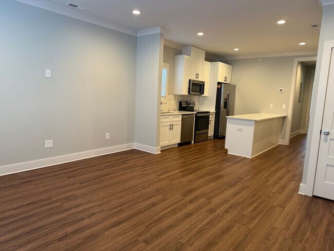 Photo - Modern 1 Bedroom Condo in the Heart of Melrose