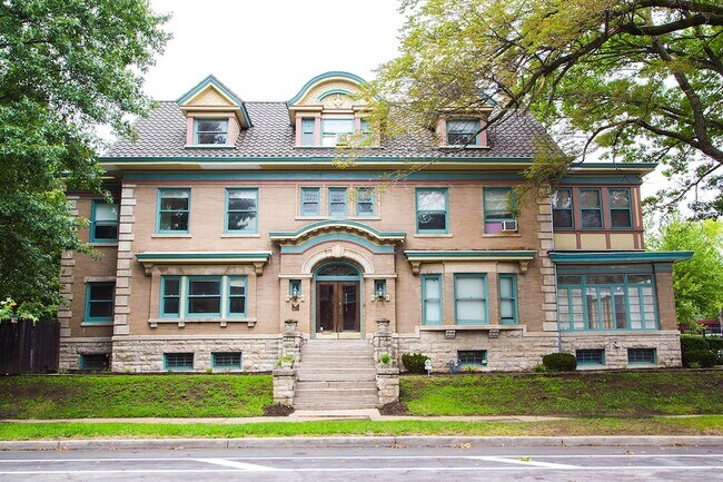 Photo - Victorian House