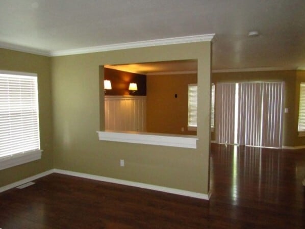 Photo - 512 Water Wheel Ln