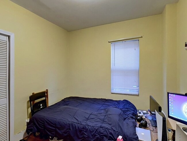 Photo - 12 Chilcott Pl Unidad 2