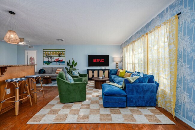 Building Photo - 11176 110th Way N Unit ID1286897P