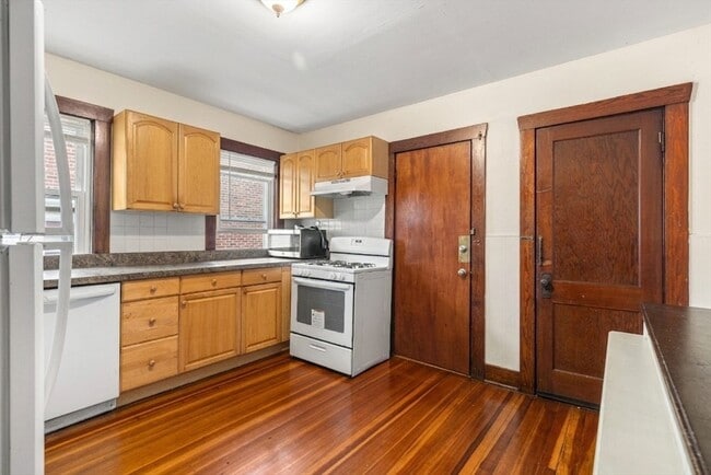 Photo - 8 Verndale Rd Unit 1