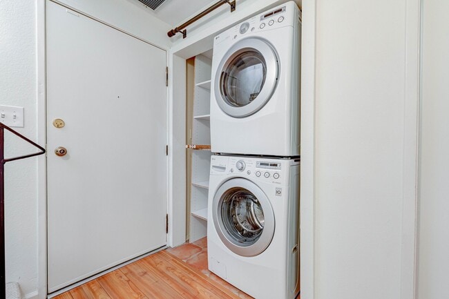 Photo - 832 Palm Ave