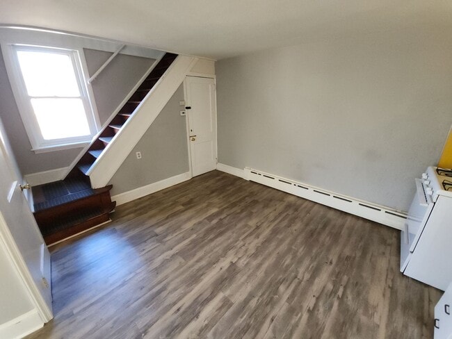 Photo - 620 Wood St Apartment Unit 2