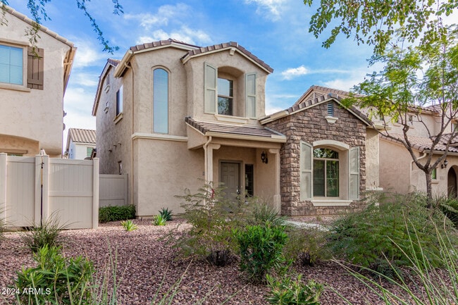 Photo - 2179 Scully Dr