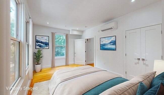 21 Regent Cir Unit 3