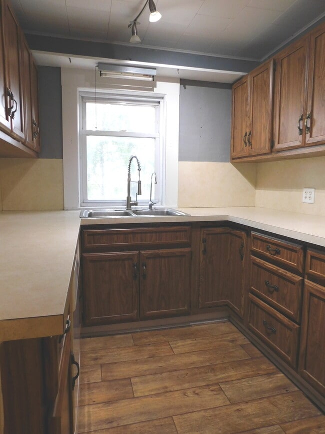 Photo - 3986 Rollo Rd