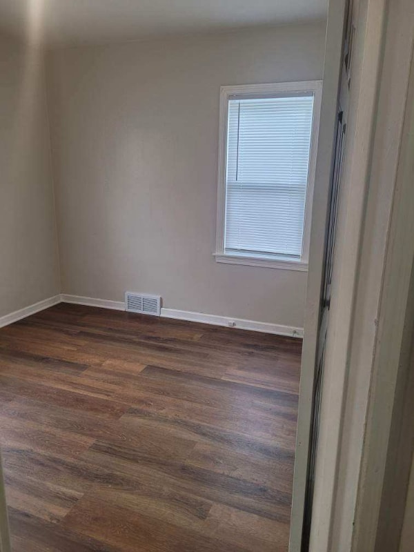 Photo - 2004 Elmwood St