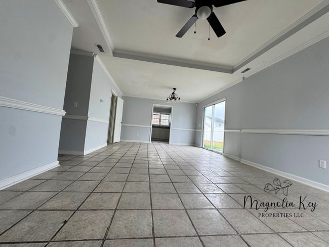 Photo - 4850 Southgate Pkwy