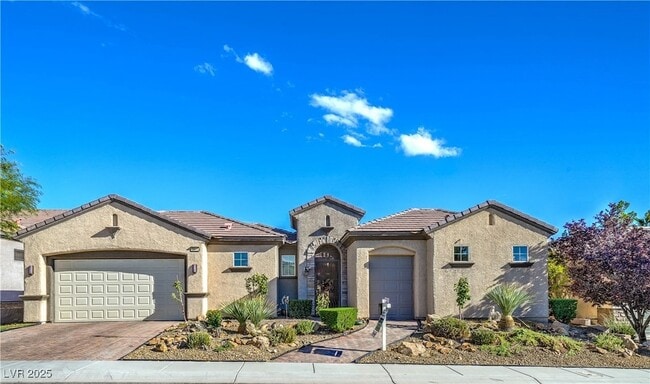 Building Photo - 2611 Savannah Springs Ave