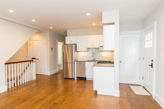 Photo - 126 Columbia St Condo Unit 1