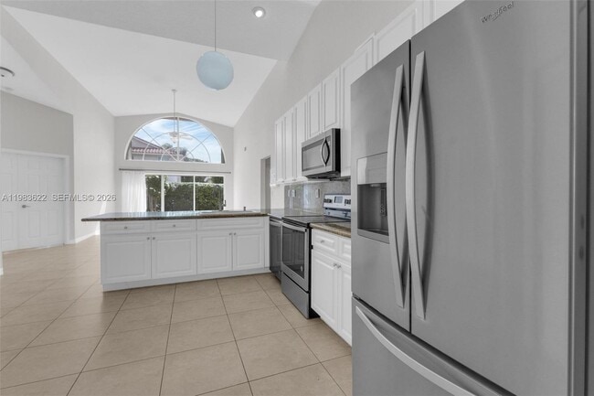 Photo - 10635 NW 54th St