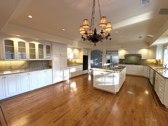 Photo - Spacious ranch style home available now