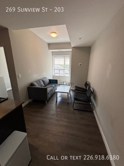 Photo - 269 Sunview St