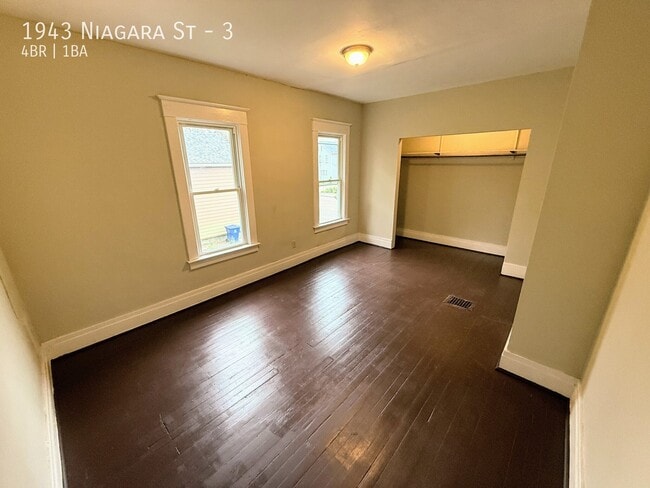1943 Niagara St Unit 3