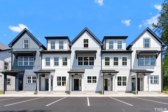 Photo - Room in Townhome on Brushfoot Wy